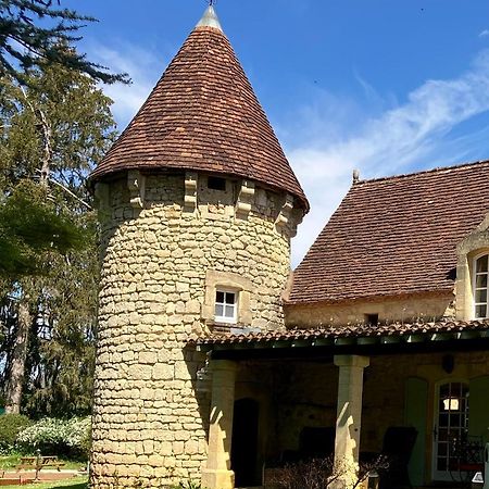 Le Petit Chateau - Adults Only Property 르뷔그 외부 사진