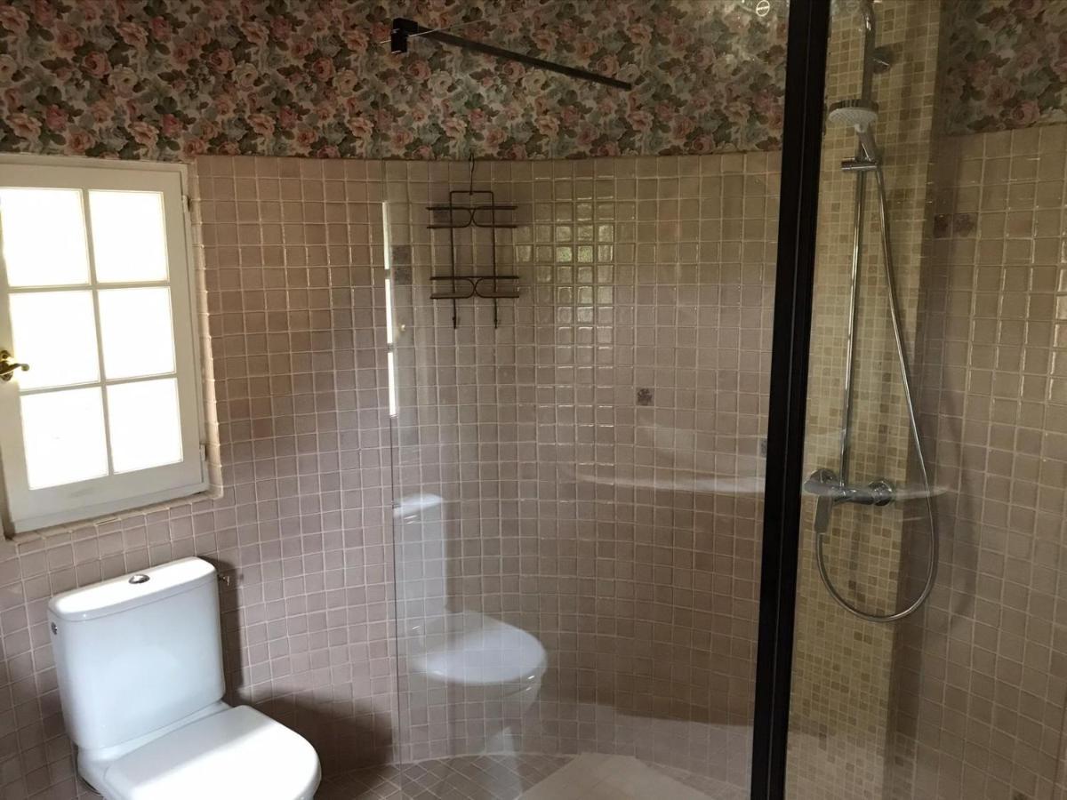 Le Petit Chateau - Adults Only Property 르뷔그 외부 사진
