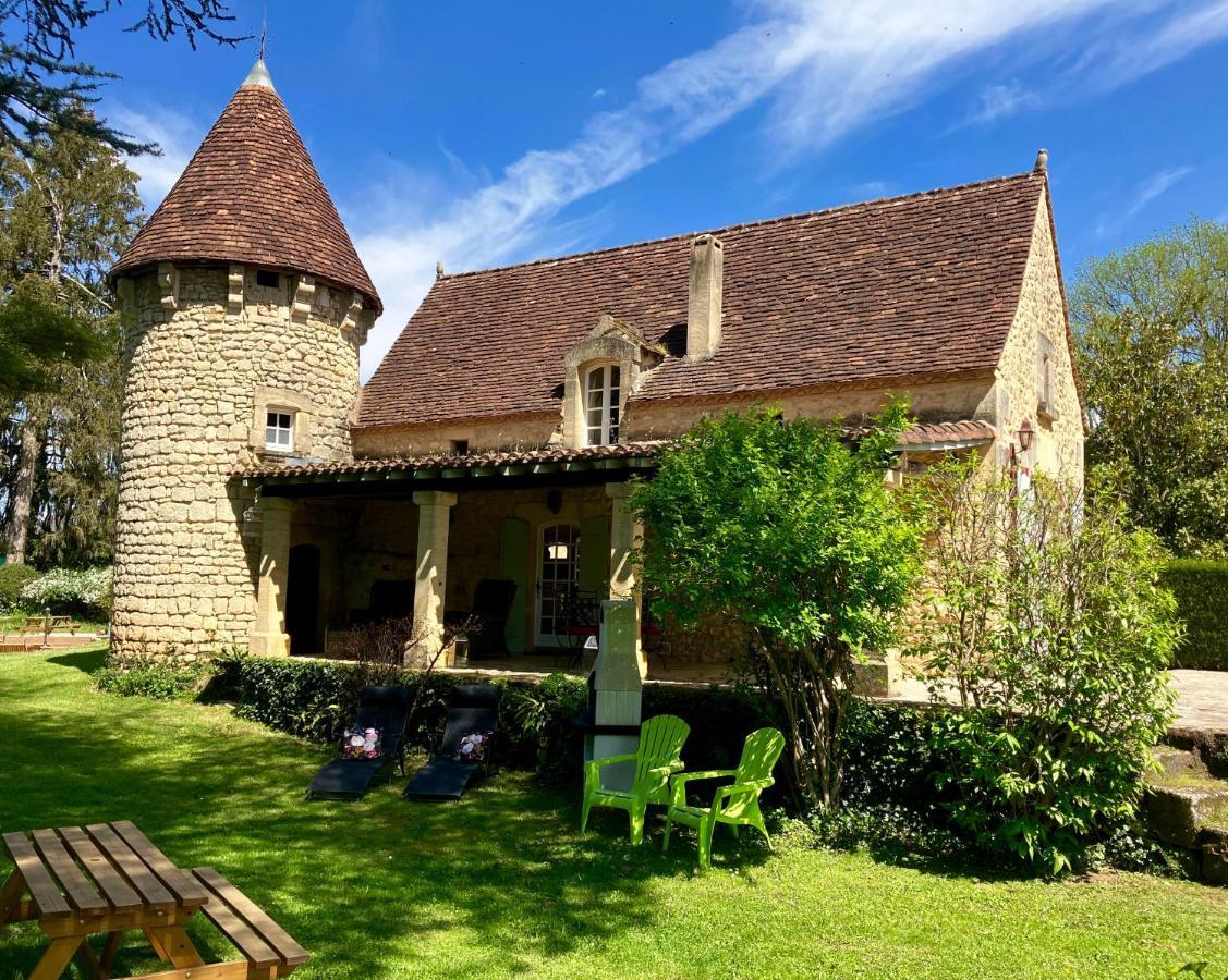 Le Petit Chateau - Adults Only Property 르뷔그 외부 사진